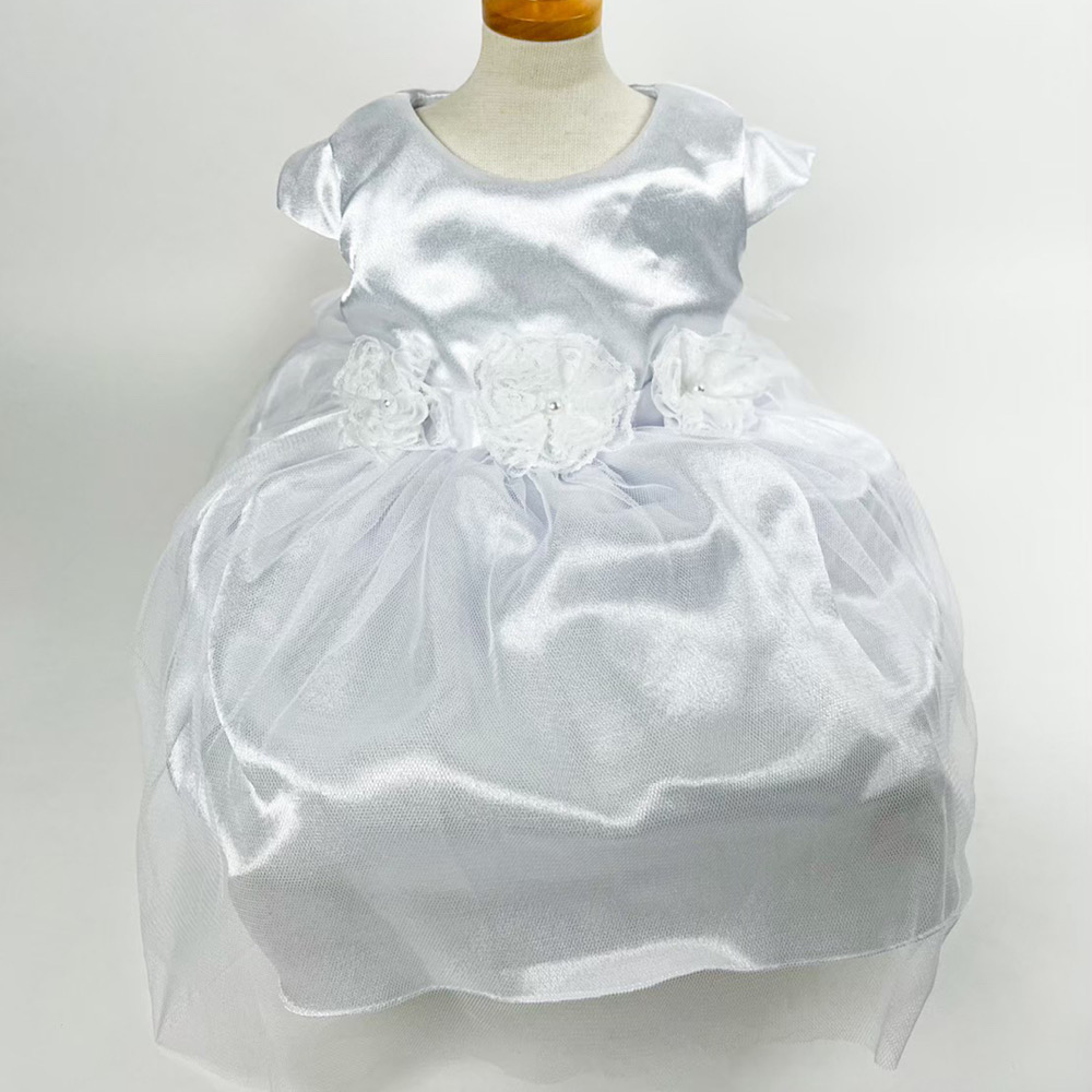 ホワイトフラワーボリュームドレス