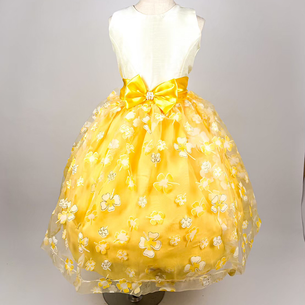 パールリボンクローバーフラワードレス