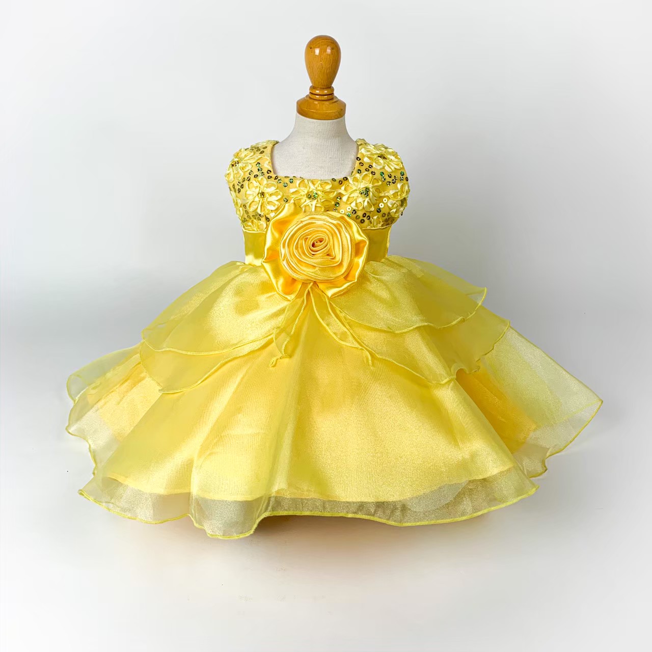 イエローローズフラワードレス