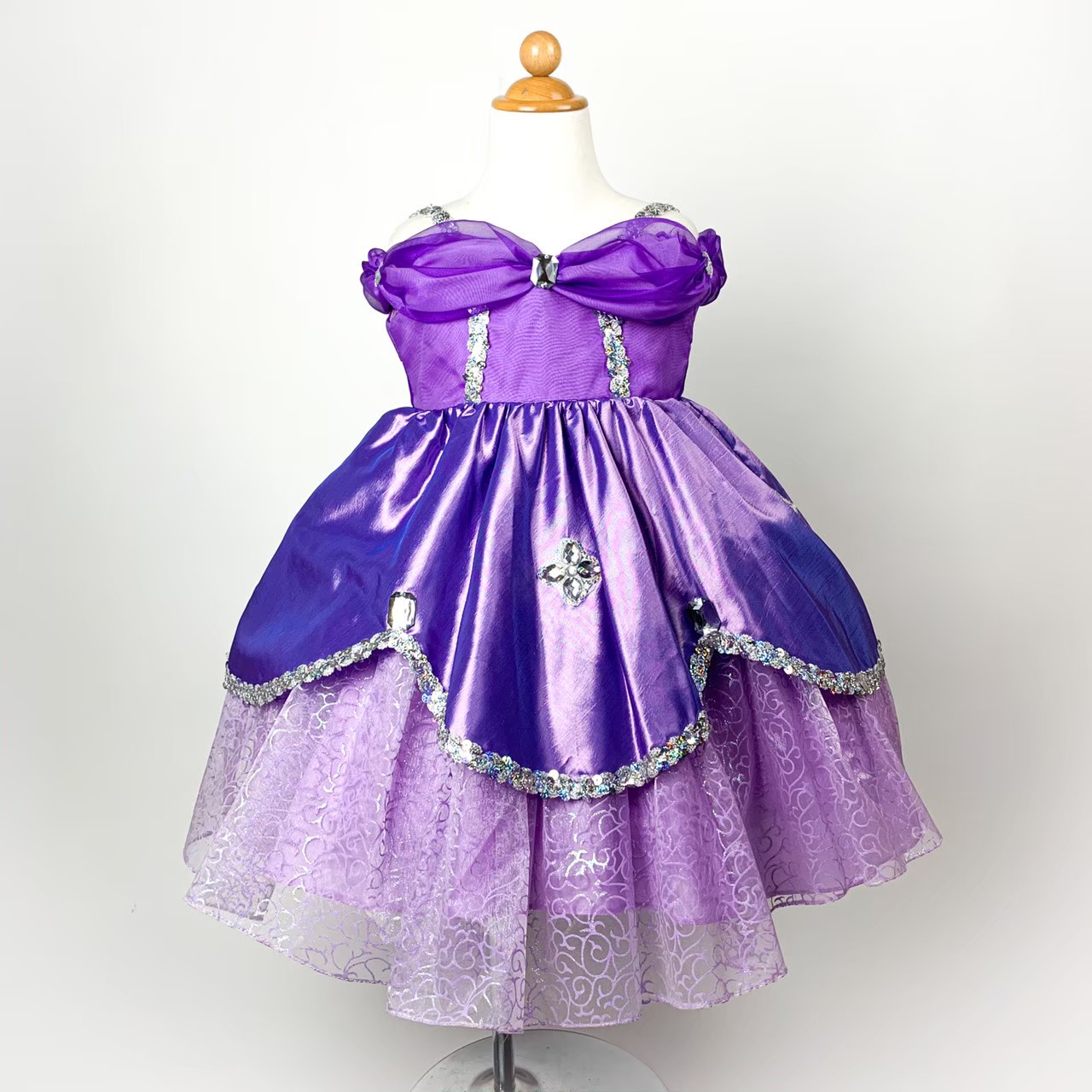 プリンセス風パープルドレス