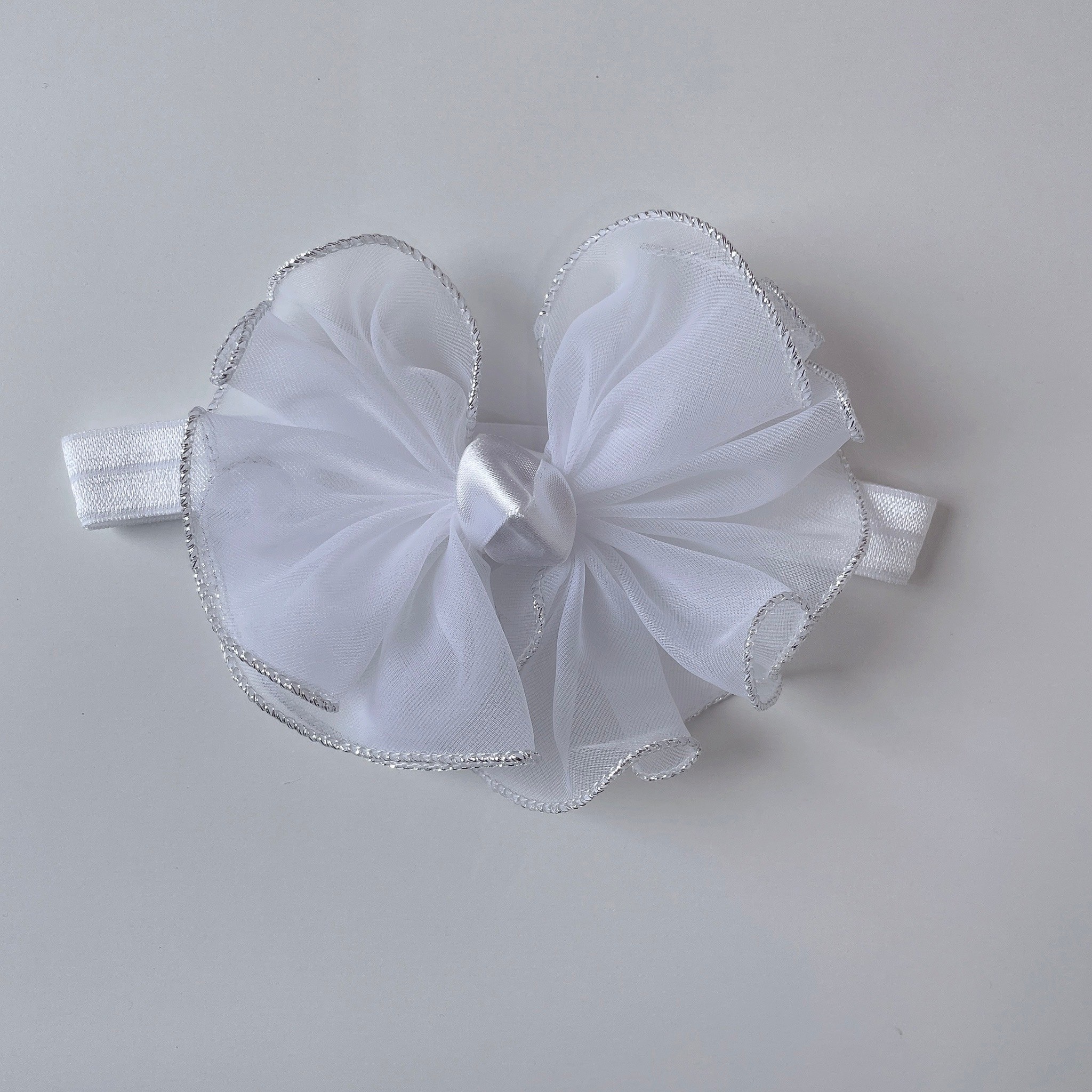 ホワイトリボンヘアバンド