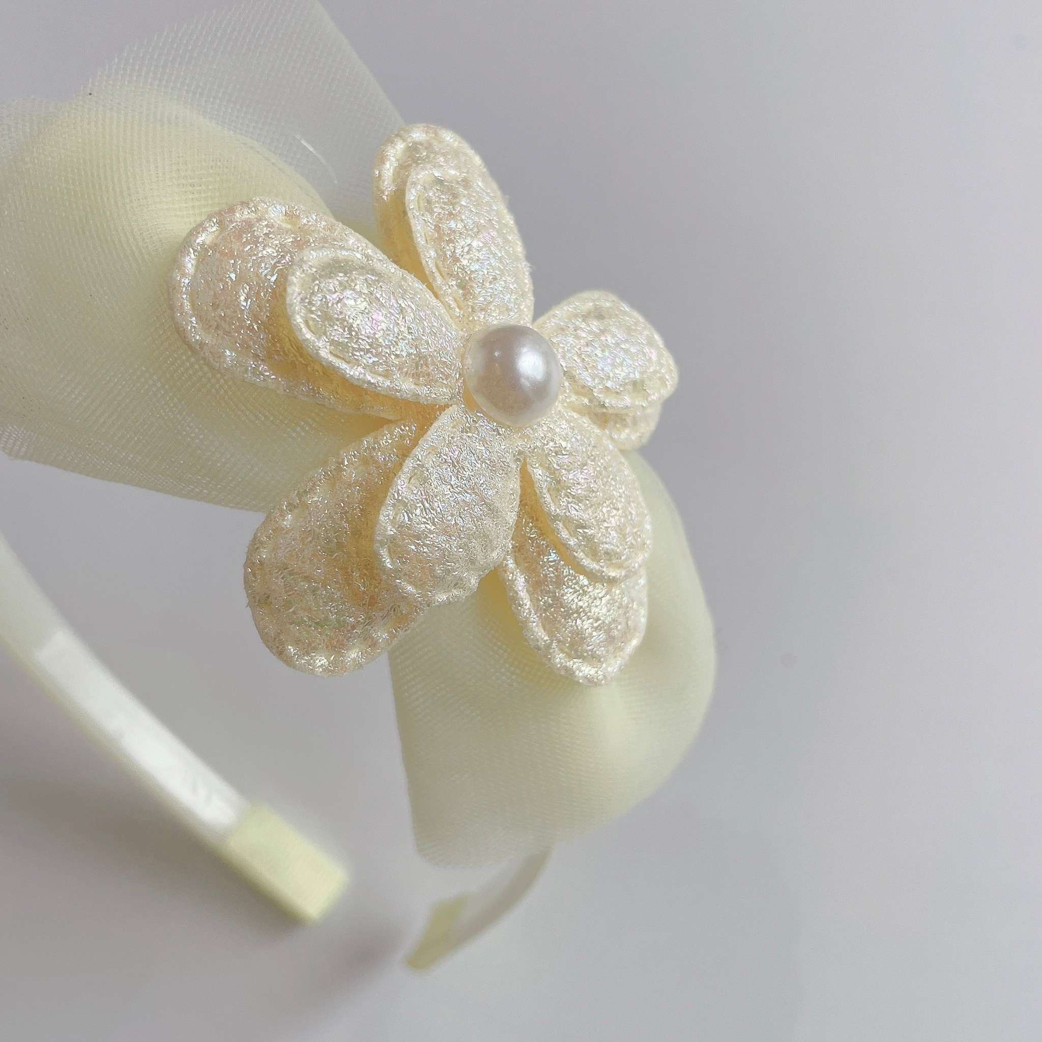 フラワーリボンカチューシャ