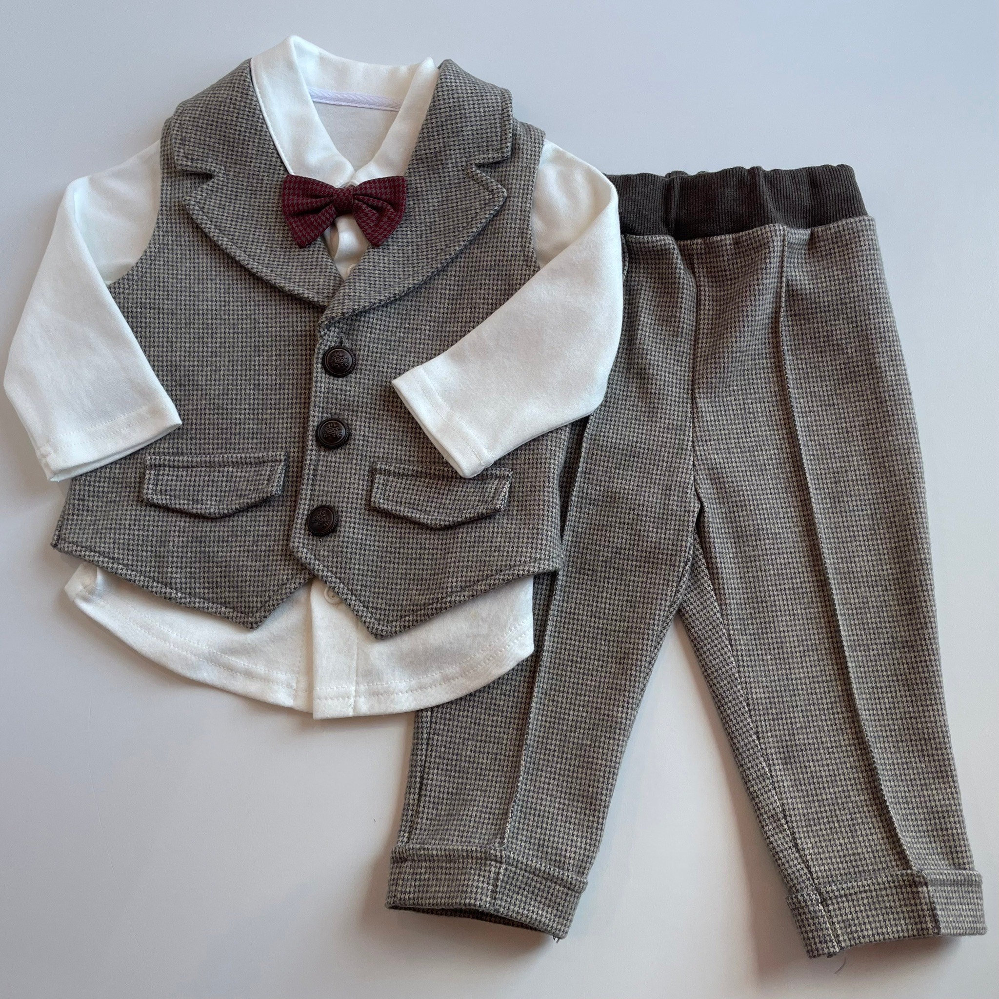 チャコールベストスーツセット