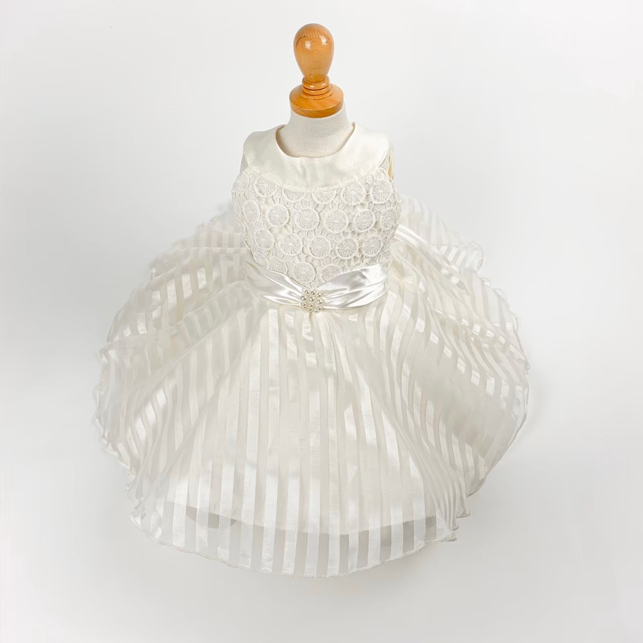 ストライプパールリボンドレス