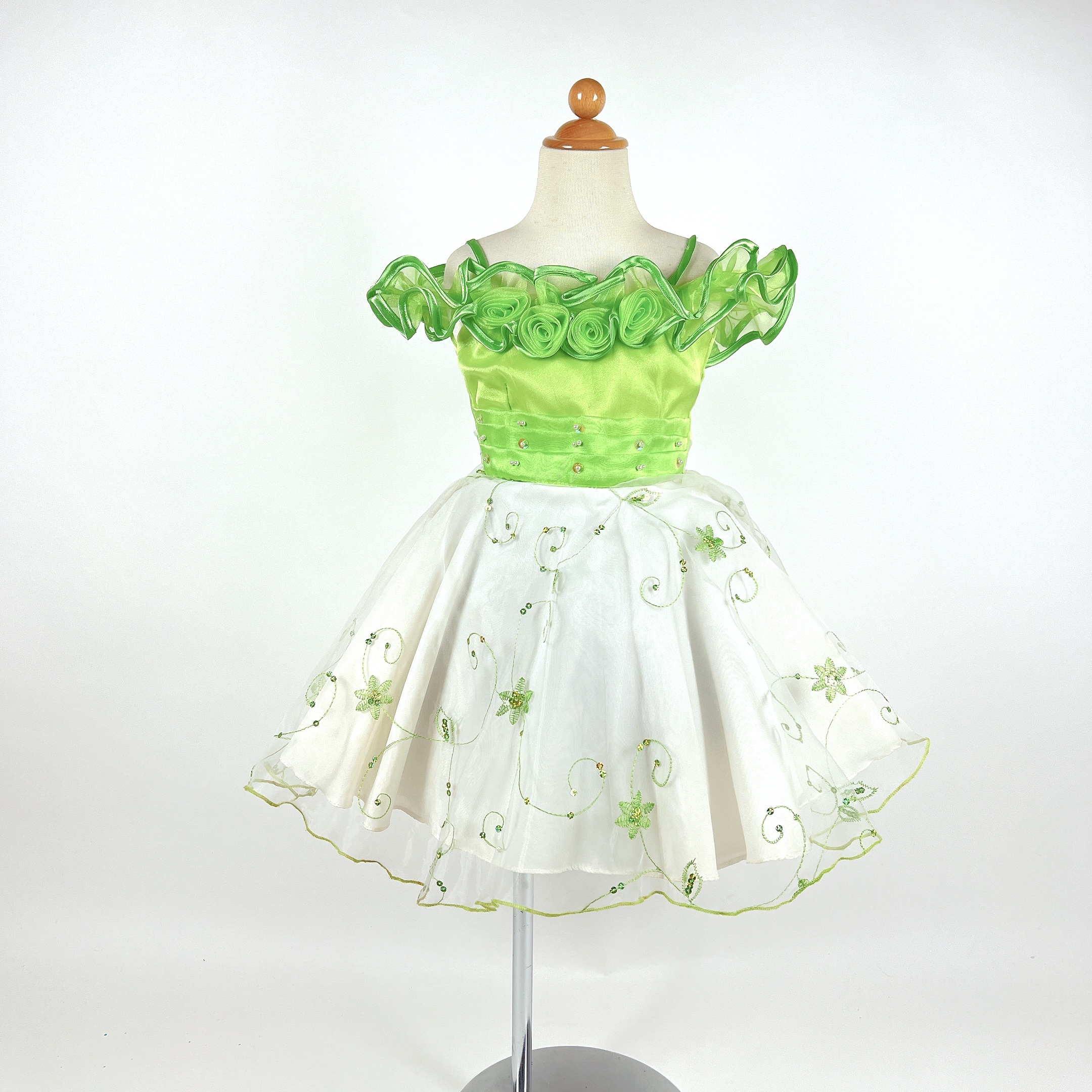 スパンコールフラワー刺繍グリーン