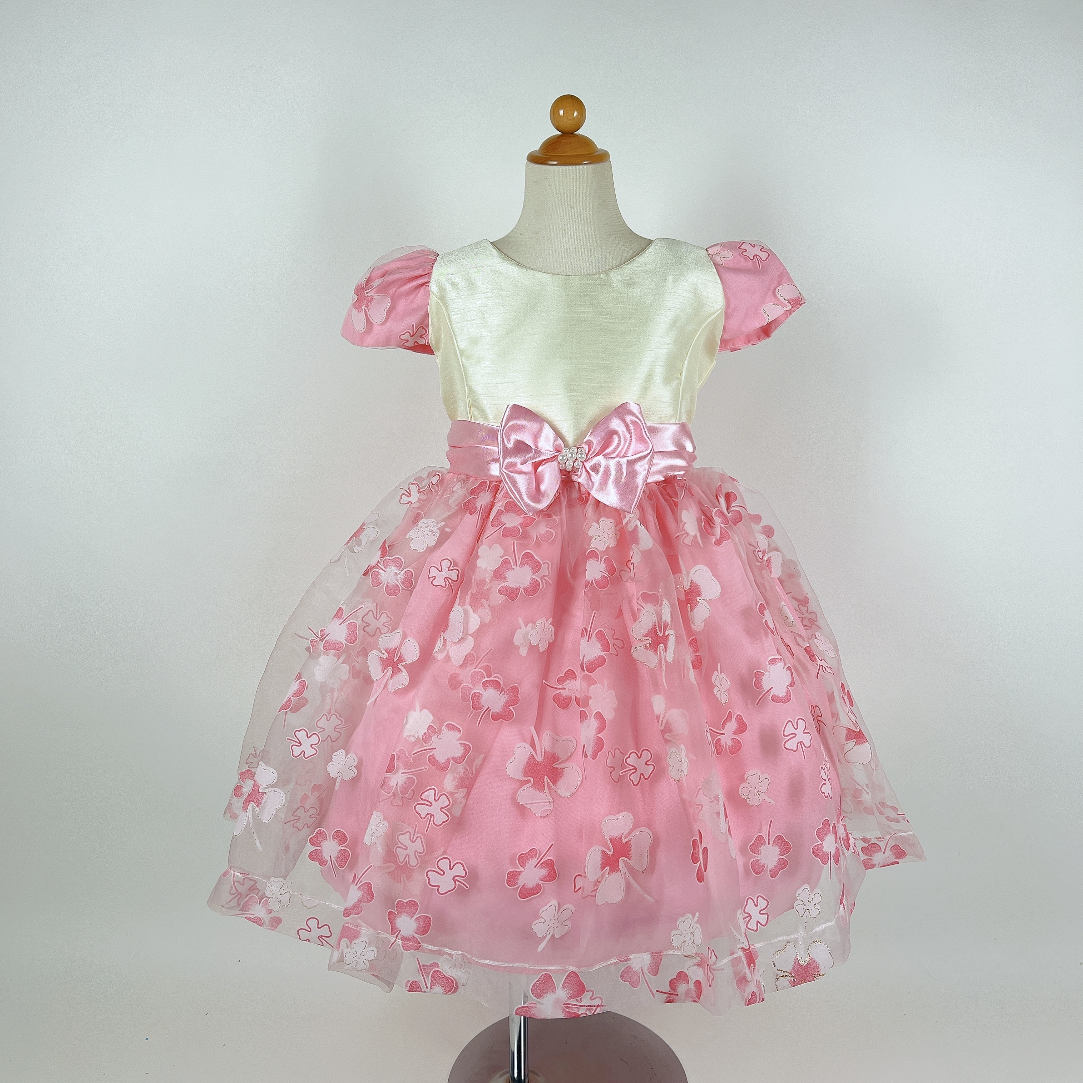 パールリボンクローバーフラワードレス